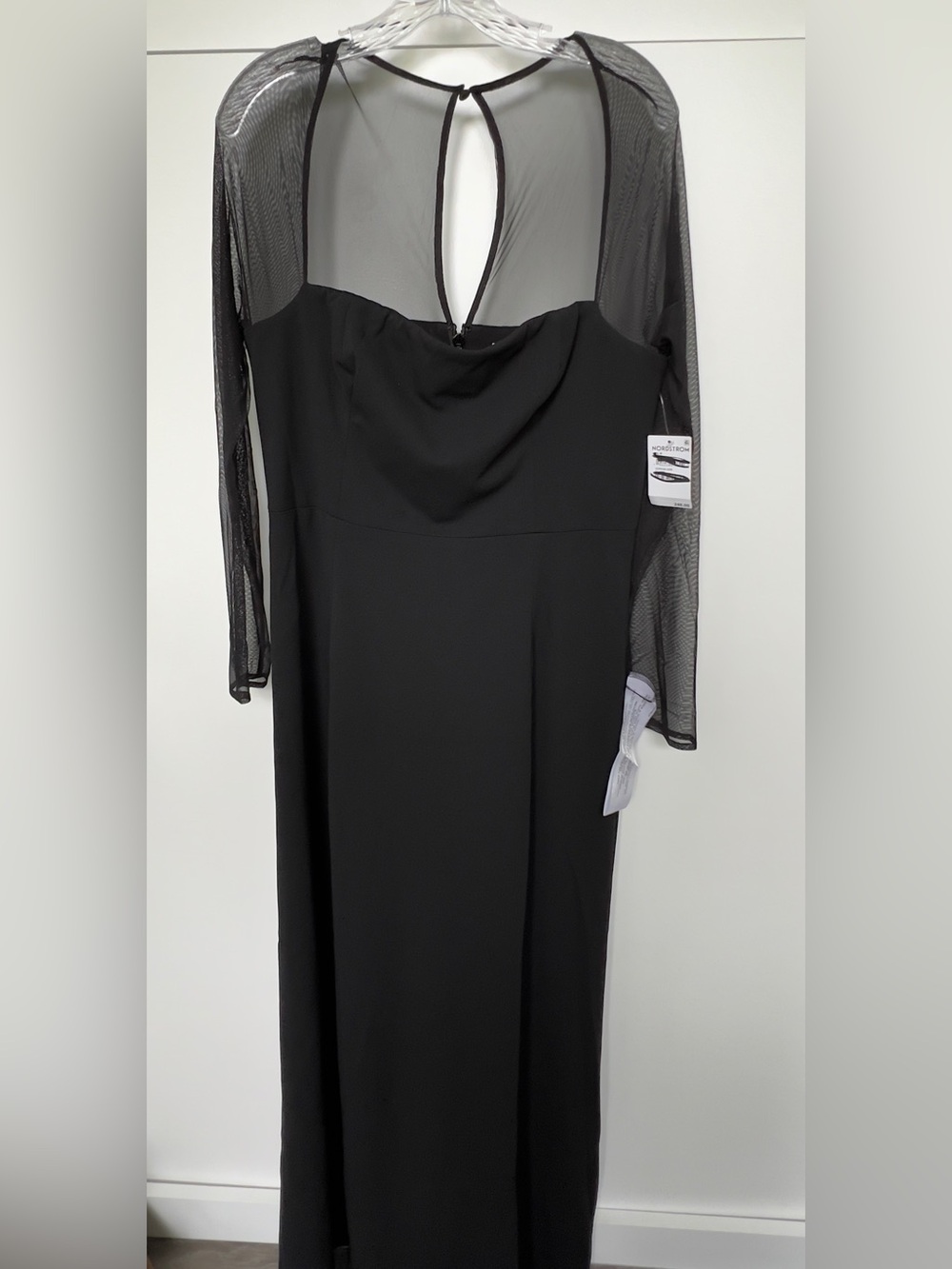 Dress the Population Black Long Sleeve women’s Evening Dress - Picture 6 of 6